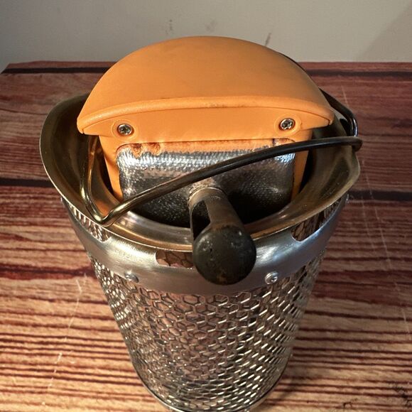 BioLite CampStove - Compact Wood-Burning Camp Stove - Picture 5 of 9